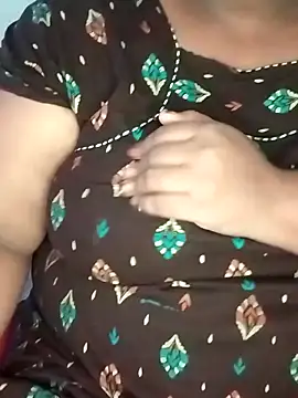Snapshot of Sexy_Radhikaa chatting on 20, 6, 2026 Sexy Radhikaa online show from 20, 6, 2026