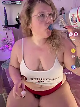 CurvyAnonymousGirl89 online show from 31, 5, 2026