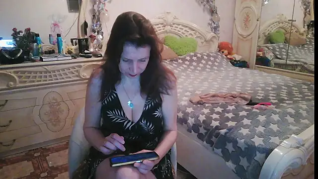 Debra Phoenix online show from 26, 3, 2026