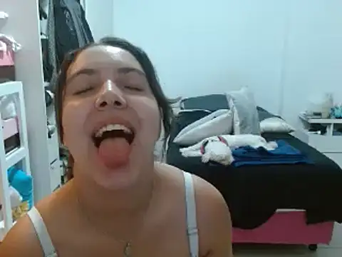 xBubblyBarbiexx online show from 28, 1, 2025