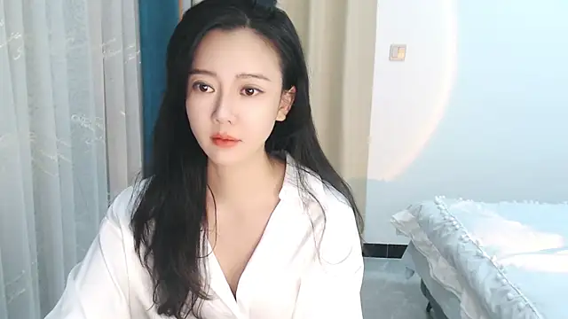 zoe-keke online show from 5, 1, 2025