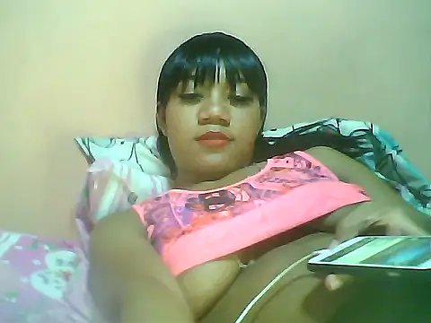 Snapshot of Fariana01 chatting on 5, 12, 2024 Fariana01 online show from 5, 12, 2024