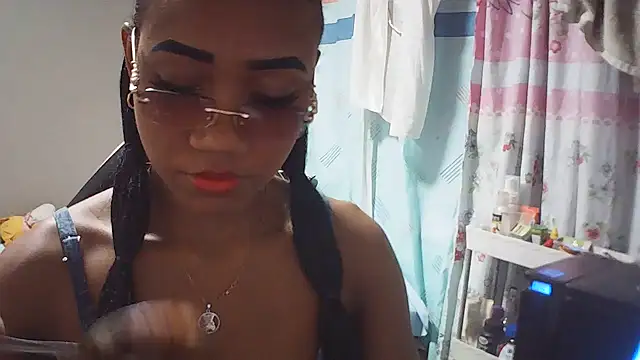Fariana01 online show from 20, 5, 2026