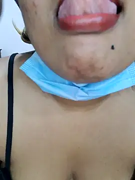 Snapshot of Masha_123 chatting on 15, 10, 2025 Masha 123 online show from 15, 10, 2025