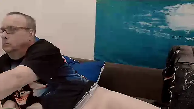 Manfred1012 online show from 6, 2, 2025