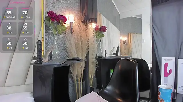 Snapshot of Madison-Diaz chatting on 26, 9, 2025 Madison-Diaz online show from 26, 9, 2025