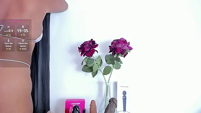 Snapshot of Madison-Diaz chatting on 27, 10, 2025 Madison-Diaz online show from 27, 10, 2025