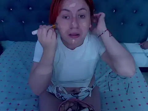 Snapshot of XxMiaSexxyHotxX chatting on 12, 9, 2025 XxMiaSexxyHotxX online show from 12, 9, 2025