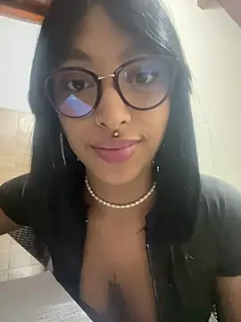 LollaByer online show from 13, 2, 2025