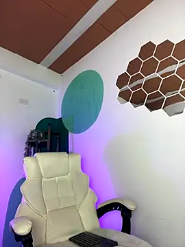 LollaByer online show from 4, 10, 2025