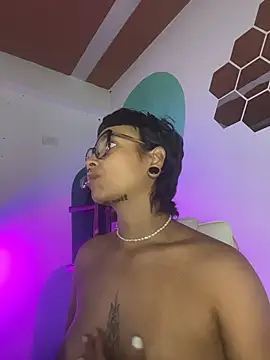 LollaByer online show from 6, 11, 2025