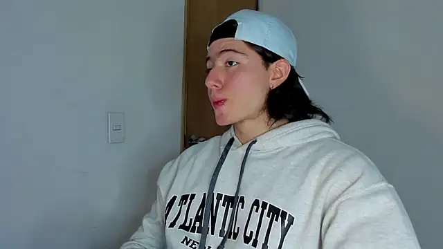 AngelBennet  online show from 18, 11, 2025