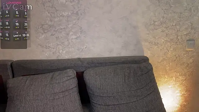 Snapshot of Kleo_Godde chatting on 27, 2, 2025 Kleo Godde online show from 27, 2, 2025