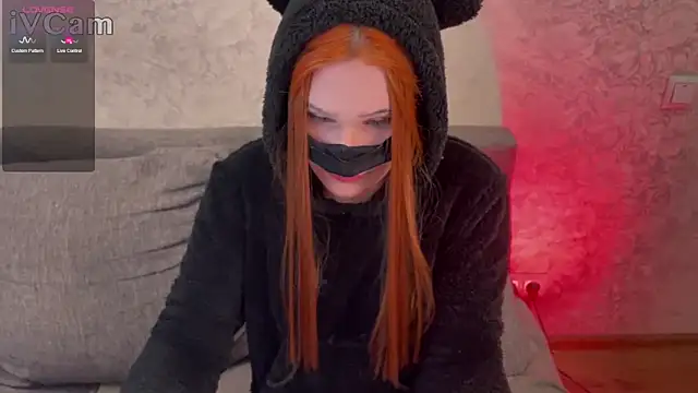 Snapshot of Kleo_Godde chatting on 2, 3, 2025 Kleo Godde online show from 2, 3, 2025