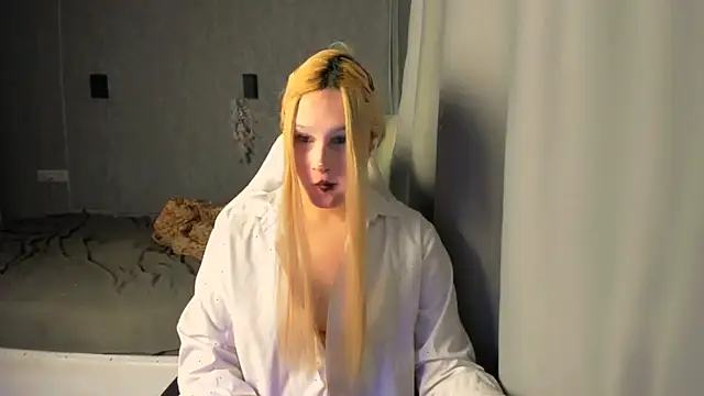 Snapshot of Kleo_Godde chatting on 15, 11, 2025 Kleo Godde online show from 15, 11, 2025