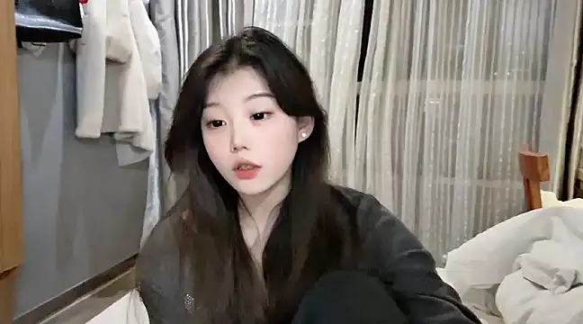 yangyang-1115 online show from 8, 2, 2025