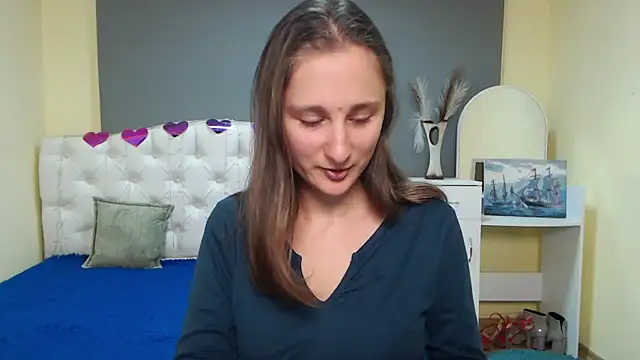 MichelLeee online show from 7, 10, 2025