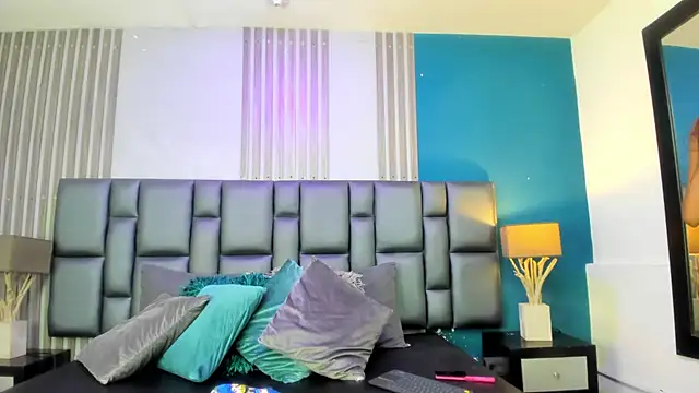 AshleyHill2 online show from 17, 2, 2025