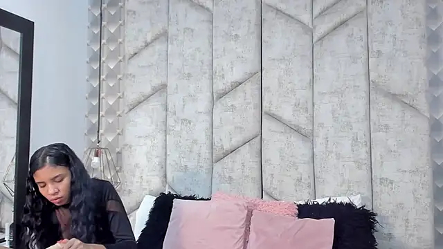 Snapshot of AshleyHill2 chatting on 23, 12, 2025 AshleyHill2 online show from 23, 12, 2025