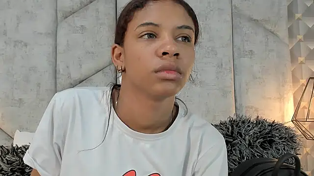 Snapshot of AshleyHill2 chatting on 14, 1, 2026 AshleyHill2 online show from 14, 1, 2026