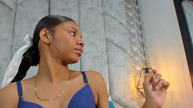 Snapshot of AshleyHill2 chatting on 3, 3, 2026 AshleyHill2 online show from 3, 3, 2026