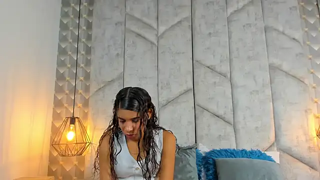 AshleyHill2 online show from 25, 3, 2026