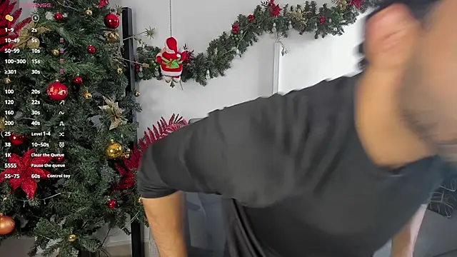 Snapshot of andrewChris_ chatting on 23, 12, 2024 andrewChris  online show from 23, 12, 2024