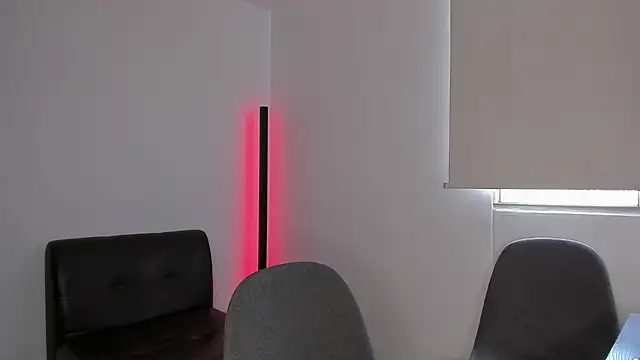 Snapshot of andrewChris_ chatting on 2, 10, 2025 andrewChris  online show from 2, 10, 2025