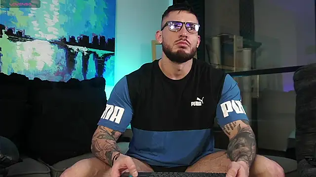 DimitriSullivan  online show from 30, 1, 2025