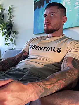 DimitriSullivan  online show from 23, 4, 2026