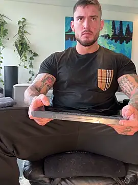 DimitriSullivan  online show from 24, 4, 2026