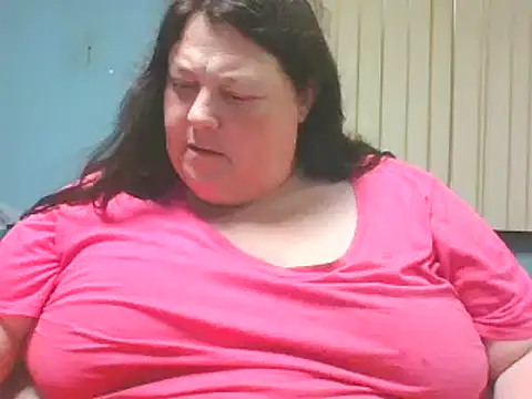 Snapshot of Honeybee2025 chatting on 6, 1, 2025 Honeybee2025 online show from 6, 1, 2025