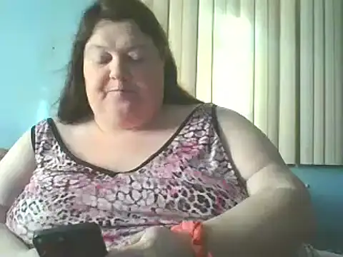 Snapshot of Honeybee2025 chatting on 8, 1, 2025 Honeybee2025 online show from 8, 1, 2025