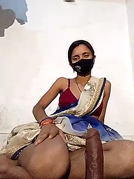 Suhani512 online show from 8, 1, 2025