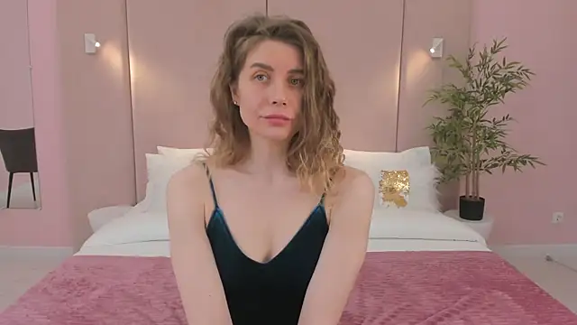 Snapshot of VikkiStorm chatting on 17, 1, 2025 VikkiStorm online show from 17, 1, 2025