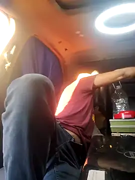 Snapshot of DatingProfile_USA_43_str8 chatting on 8, 1, 2025 DatingProfile USA 43 str8 online show from 8, 1, 2025