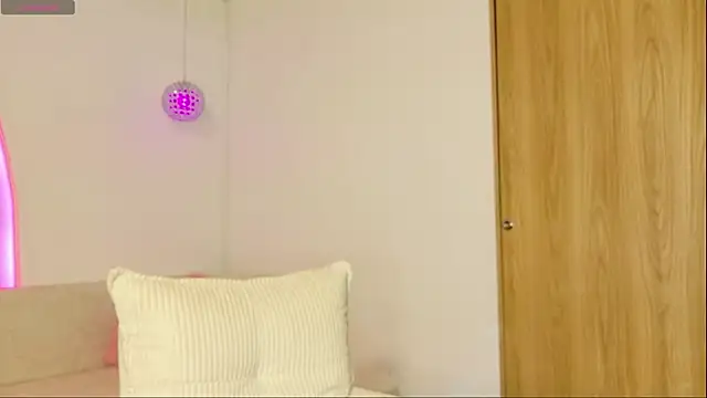 AllissonJames online show from 6, 7, 2026