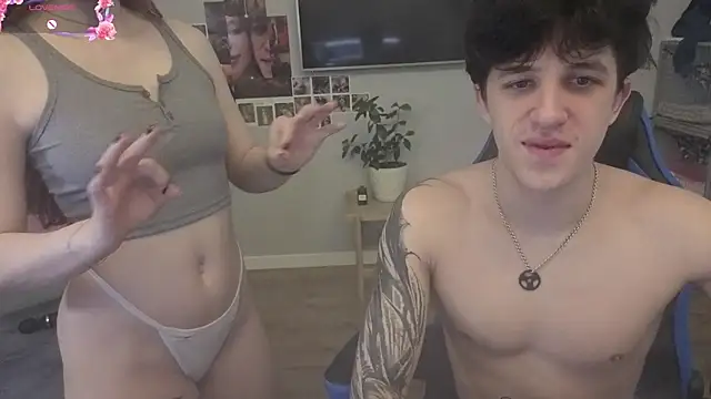 Snapshot of gopolsme chatting on 9, 11, 2025 gopolsme online show from 9, 11, 2025