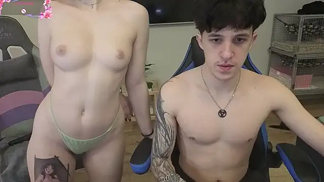 Snapshot of gopolsme chatting on 18, 11, 2025 gopolsme online show from 18, 11, 2025