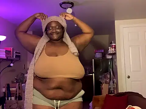 Snapshot of BigKittyRaven chatting on 8, 12, 2024 BigKittyRaven online show from 8, 12, 2024