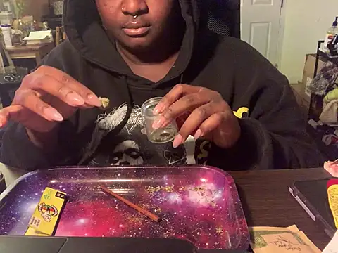 Snapshot of BigKittyRaven chatting on 12, 12, 2024 BigKittyRaven online show from 12, 12, 2024