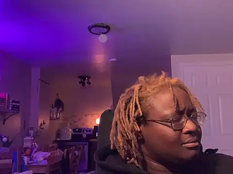 Snapshot of BigKittyRaven chatting on 25, 12, 2024 BigKittyRaven online show from 25, 12, 2024