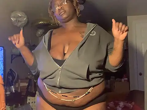 Snapshot of BigKittyRaven chatting on 26, 2, 2025 BigKittyRaven online show from 26, 2, 2025