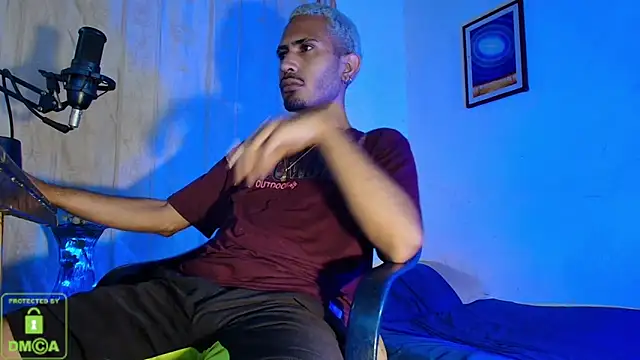 Snapshot of coleman160 chatting on 12, 9, 2025 coleman160 online show from 12, 9, 2025