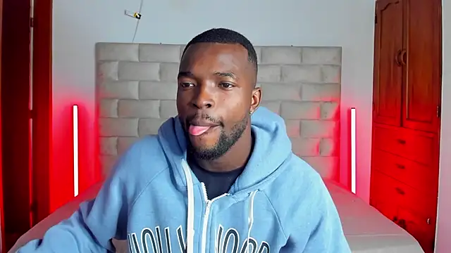 Snapshot of Dylan_Taylor chatting on 3, 3, 2026 Dylan Taylor online show from 3, 3, 2026