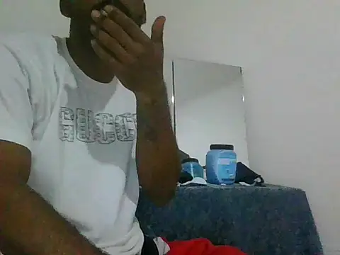 Alissonrafael online show from 13, 9, 2025