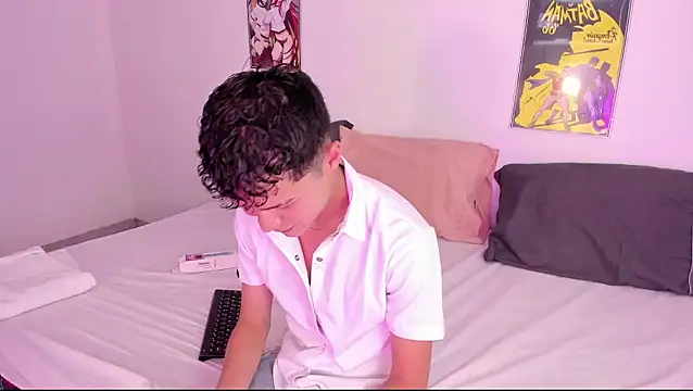 crushnier online show from 6, 12, 2024