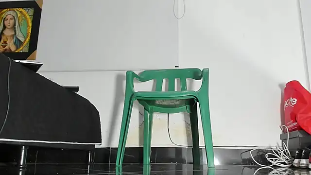 Snapshot of latin_bbc chatting on 2, 10, 2025 latin bbc online show from 2, 10, 2025