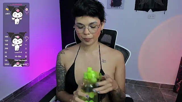 Snapshot of gooddess_isis chatting on 22, 10, 2025 gooddess isis online show from 22, 10, 2025