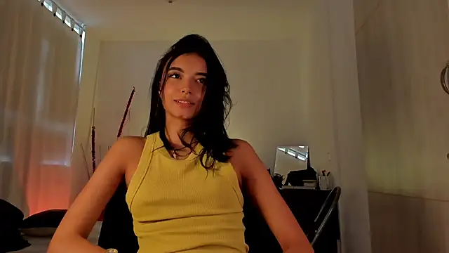 AnabelWolf online show from 3, 2, 2025